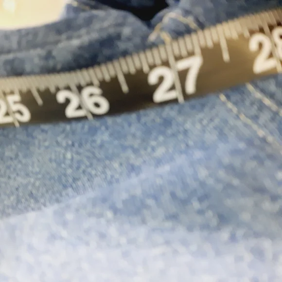 ❤️ Floral Embroidered High Rise Jeans - Picture 6 of 11